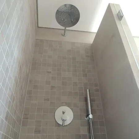 Campo De Ourique Premium דירה *